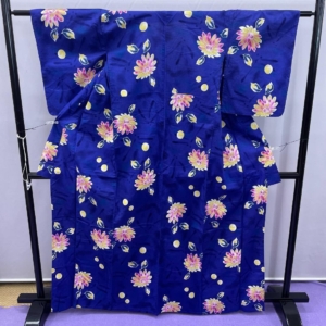 Yukata – Summer Kimono – Dark Blue with Floral Pattern